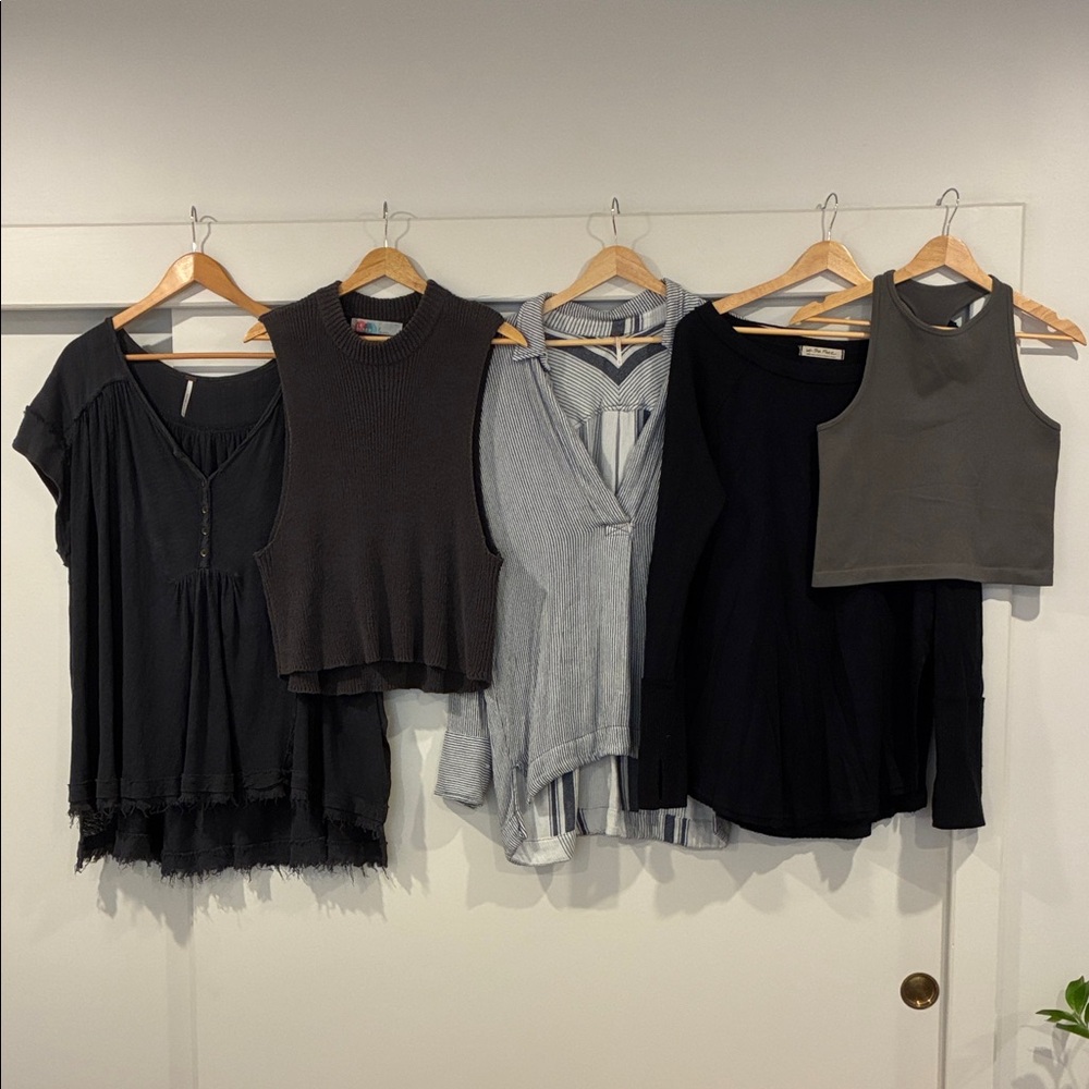 Free People Bundle! 5 shirts!!